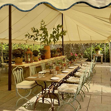 The Floral Garden Tent table setting