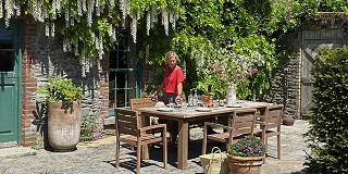 Stable Yard House